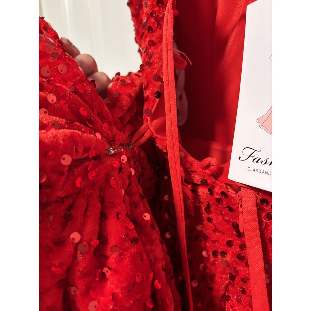 Red Sequin Party Dress Size 2 with Bow Back - Picture 10 of 10